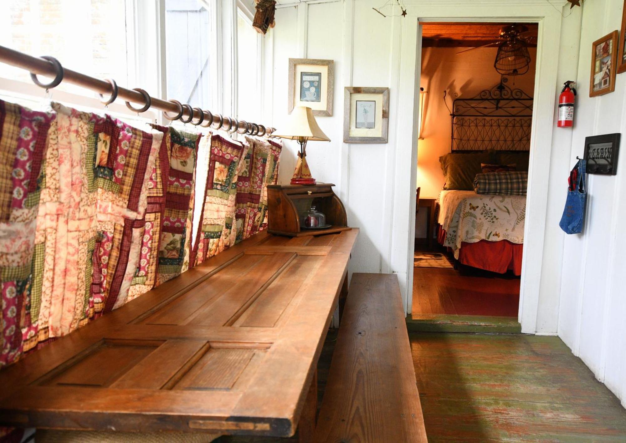 Four-Bedroom House,1416674517:JPEG