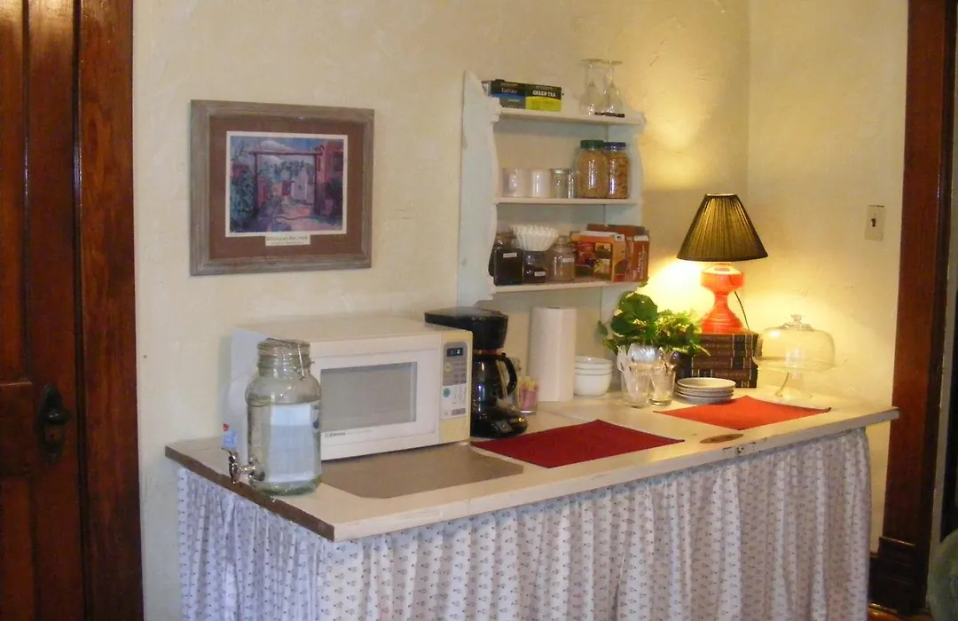 Pricehouseinn-1